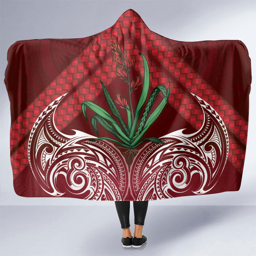 Rongoa Maori New Zealand Harakeke Hooded Blanket NZ Weaving Pattern Red