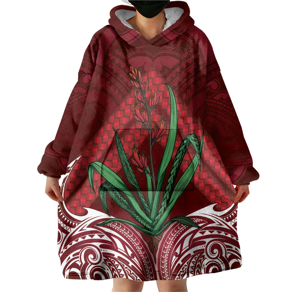 Rongoa Maori New Zealand Harakeke Wearable Blanket Hoodie NZ Weaving Pattern Red