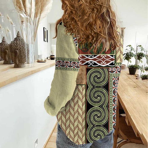 Beige Aotearoa Kowhaiwhai Pattern Women Casual Shirt NZ Maori Quilt Style