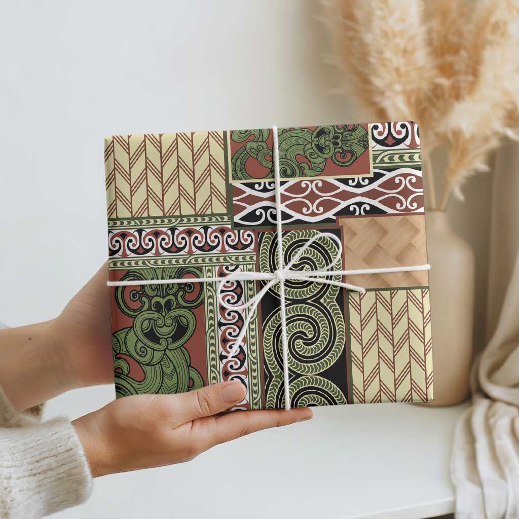 Beige Aotearoa Kowhaiwhai Pattern Wrapping Paper NZ Maori Quilt Style - Aussie Hoodie