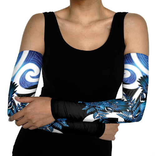 Piwakawaka New Zealand Matariki Arm Sleeves Maori New Year Silver Fern Blue Galaxy