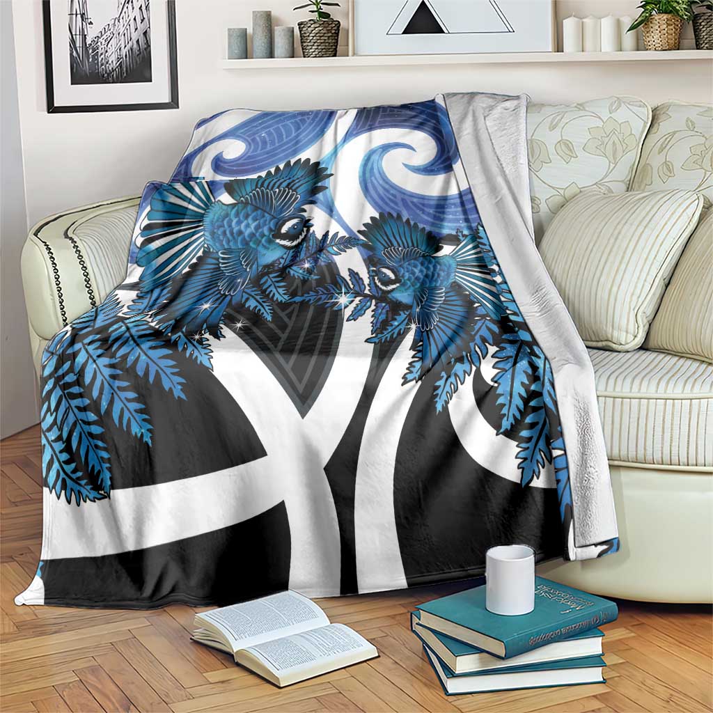 Piwakawaka New Zealand Matariki Blanket Maori New Year Silver Fern Blue Galaxy