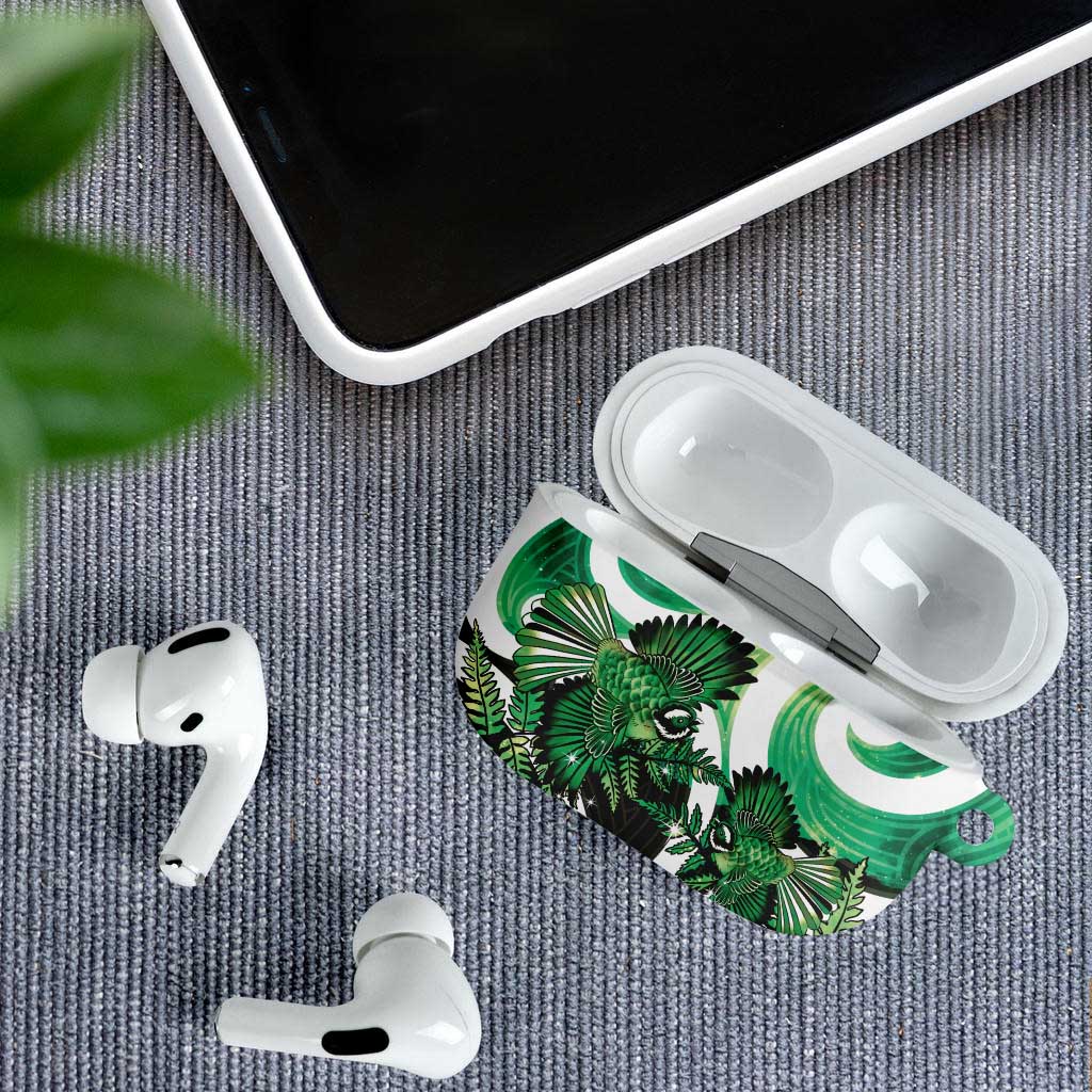 Piwakawaka New Zealand Matariki AirPods Case Maori New Year Silver Fern Green Galaxy