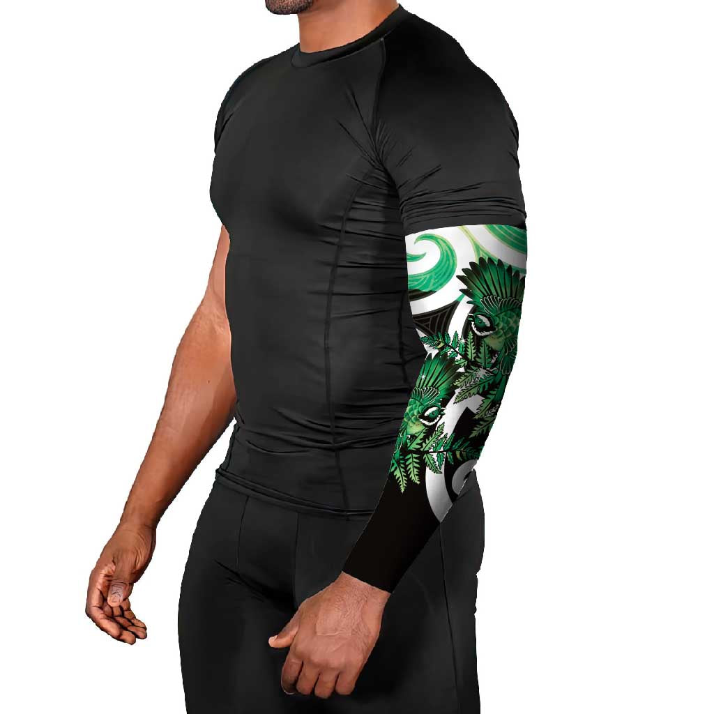 Piwakawaka New Zealand Matariki Arm Sleeves Maori New Year Silver Fern Green Galaxy
