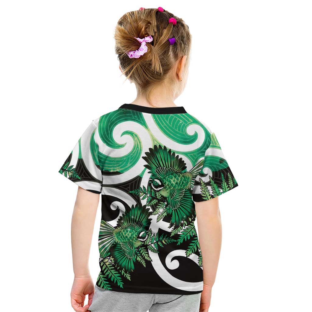 Piwakawaka New Zealand Matariki Kid T Shirt Maori New Year Silver Fern Green Galaxy