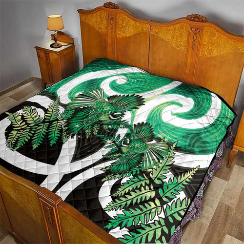 Piwakawaka New Zealand Matariki Quilt Maori New Year Silver Fern Green Galaxy