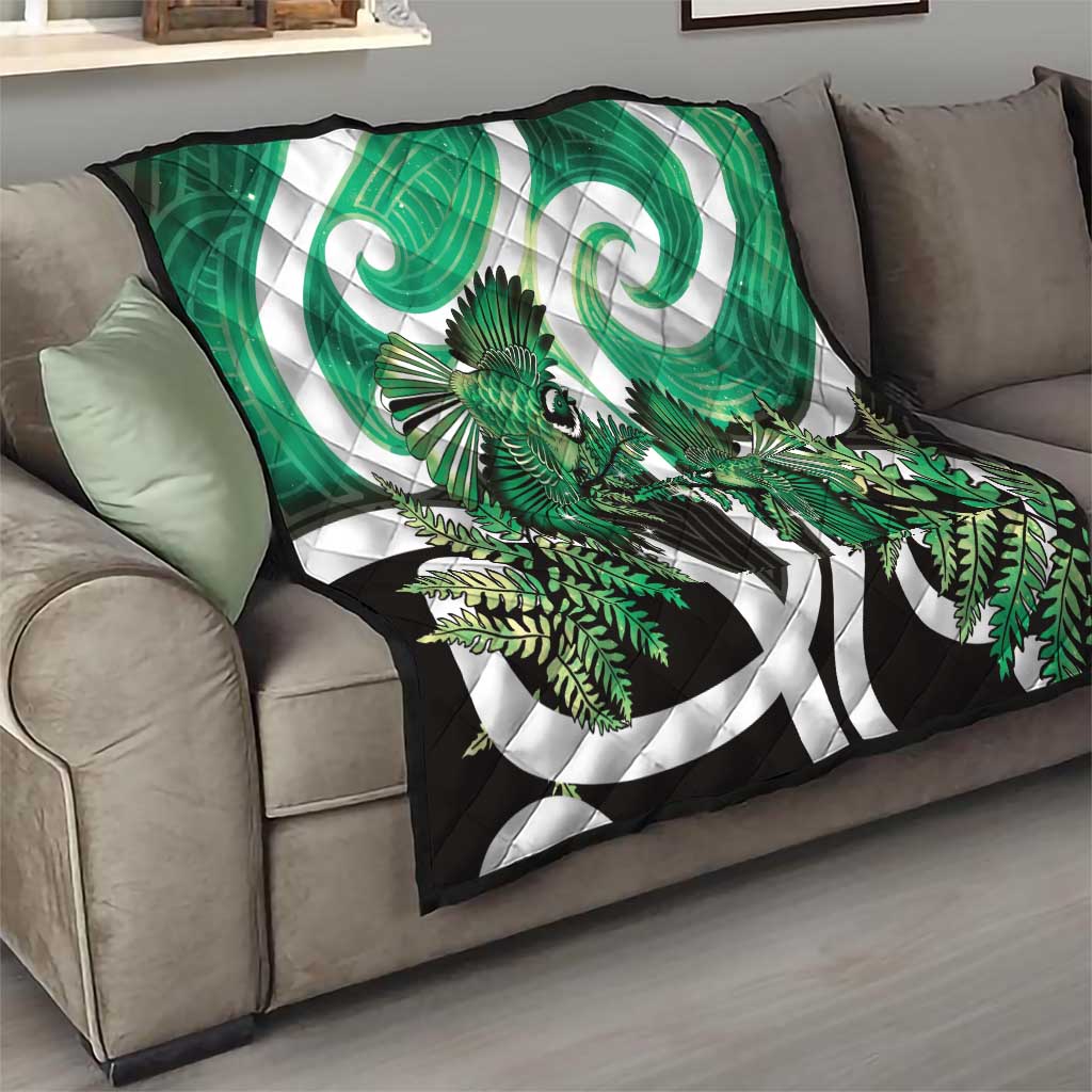 Piwakawaka New Zealand Matariki Quilt Maori New Year Silver Fern Green Galaxy