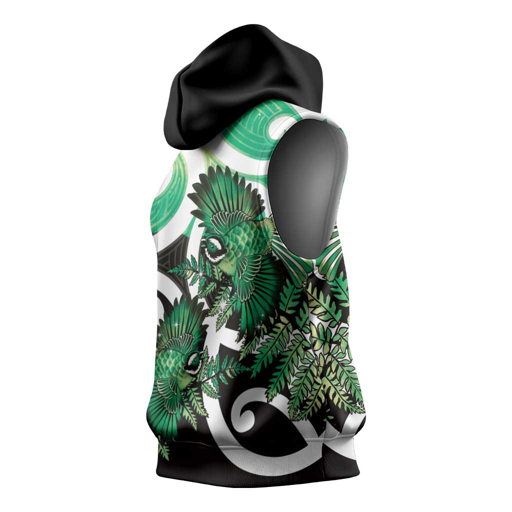 Piwakawaka New Zealand Matariki Sleeveless Hoodie Maori New Year Silver Fern Green Galaxy