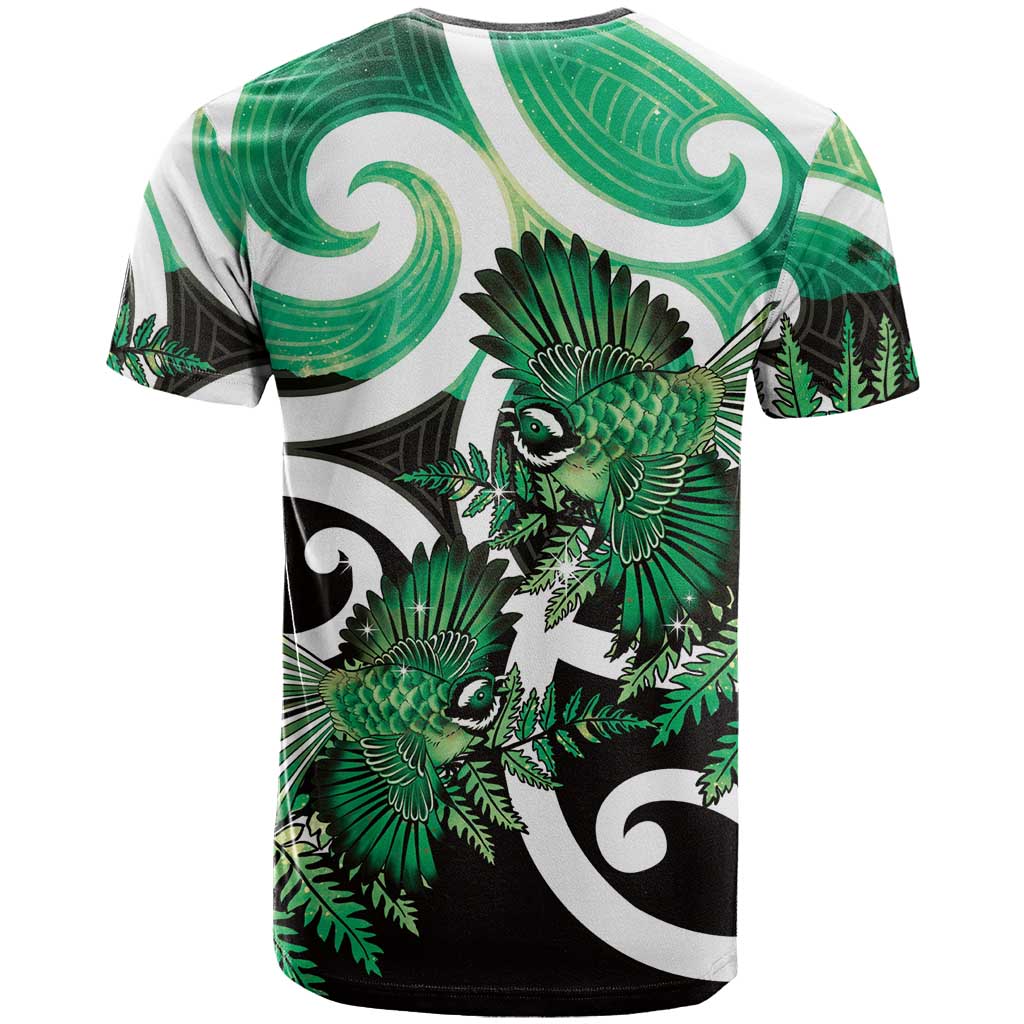 Piwakawaka New Zealand Matariki T Shirt Maori New Year Silver Fern Green Galaxy