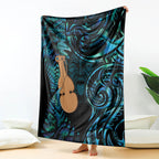 Kotiate New Zealand Blanket Maori Weapon Paua Shell Haka Fern