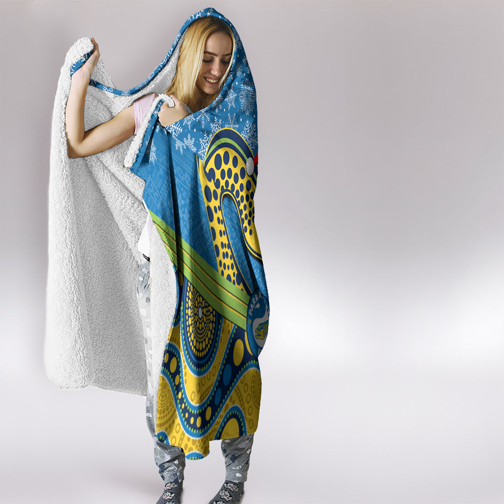 custom-parramatta-eels-rugby-christmas-hooded-blanket-merry-xmas-2023-mix-aboriginal-art