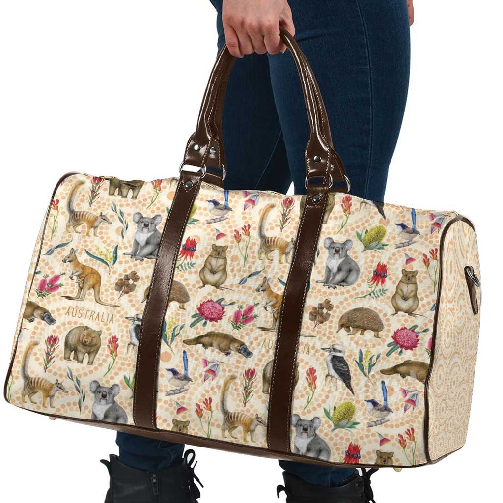 Australia Native Animals Travel Bag Aussie Aboriginal Art Seamless Vibes - Aussie Hoodie