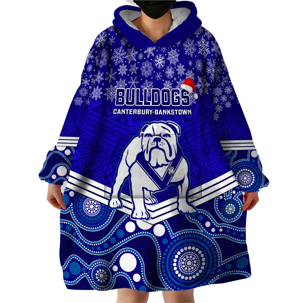 custom-bulldogs-rugby-christmas-wearable-blanket-hoodie-merry-xmas-2023-mix-aboriginal-art