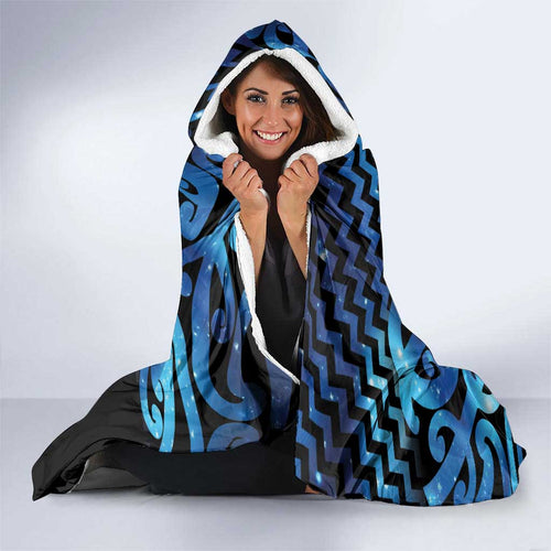 Humpback Whale Matariki New Zealand Hooded Blanket NZ Maori Paikea Poutama Luxury Blue