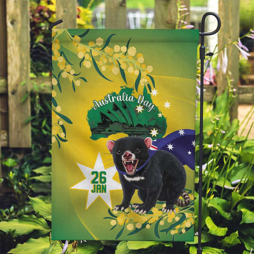 Tasimania Devil Australia Day Garden Flag Aussie Aussie Aussie Oi! Oi! Oi! - Green