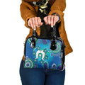 Torres Strait Islanders Flag Day Shoulder Handbag Dhari With Turtles Aboriginal Art