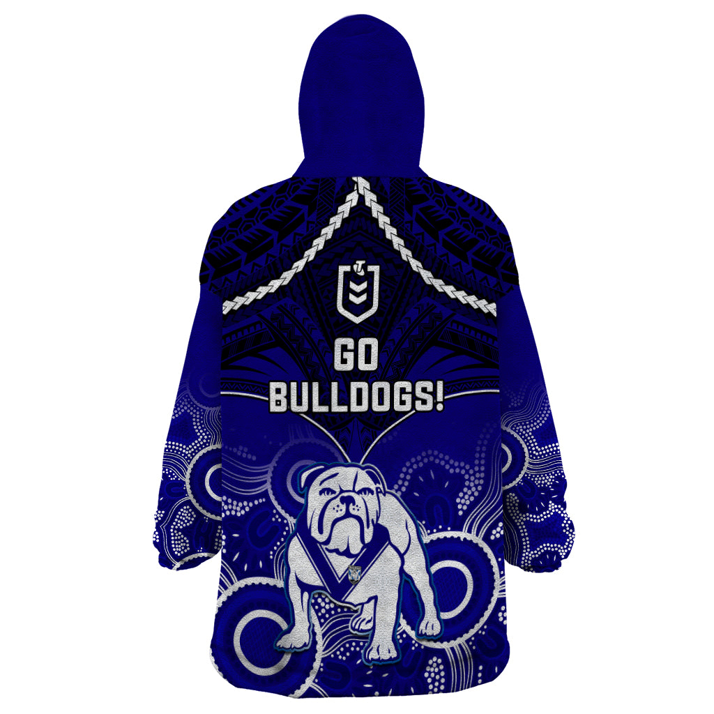 bulldogs-rugby-wearable-blanket-hoodie-go-doggies-aboriginal-mix-polynesian-pattern
