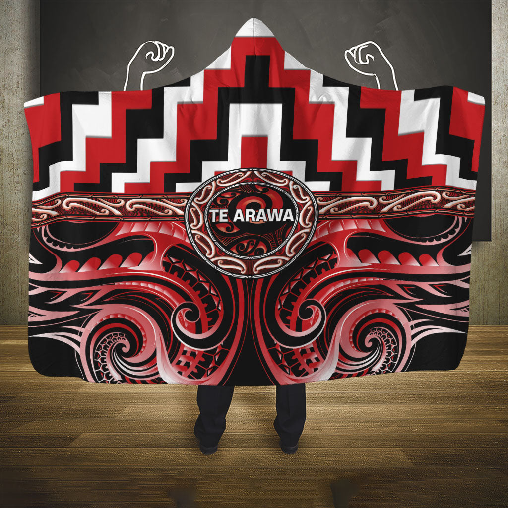 Aotearoa Te Arawa Hooded Blanket Maori Iwi Poutama Puhoro Tattoo