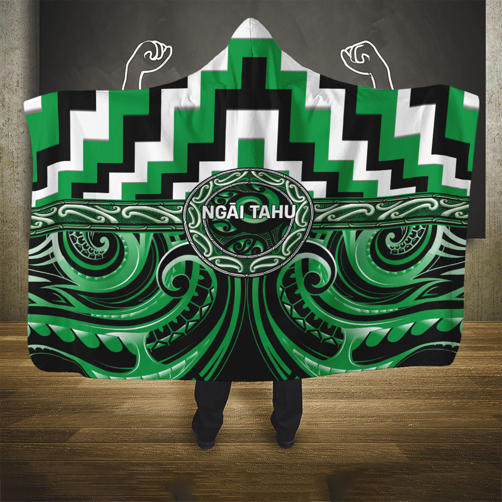 Aotearoa Ngai Tahu Hooded Blanket Maori Iwi Poutama Puhoro Tattoo