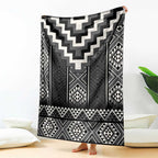 Black Taniko Aotearoa Blanket Niho Taniwha Mix Poutama LT14