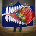 new-zealand-waitangi-day-hooded-blanket-nz-maori-tui-bird-with-kowhai-flowers