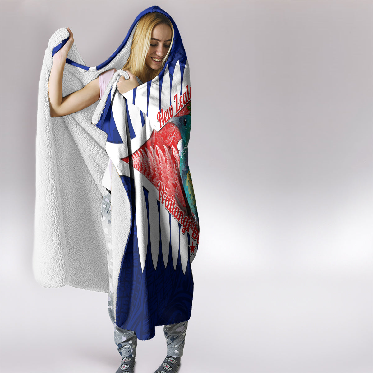 new-zealand-waitangi-day-hooded-blanket-nz-maori-tui-bird-with-kowhai-flowers
