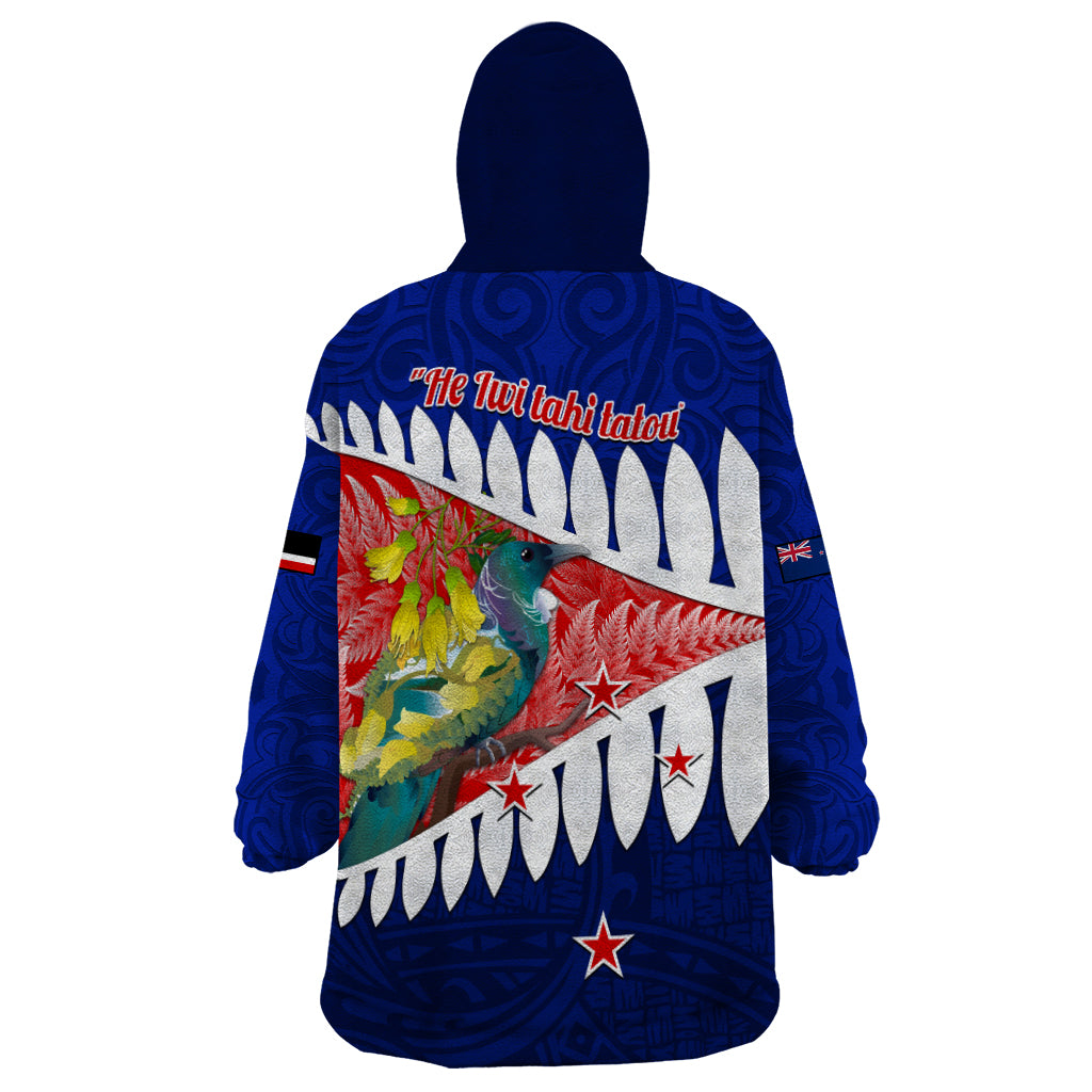 new-zealand-waitangi-day-wearable-blanket-hoodie-nz-maori-tui-bird-with-kowhai-flowers