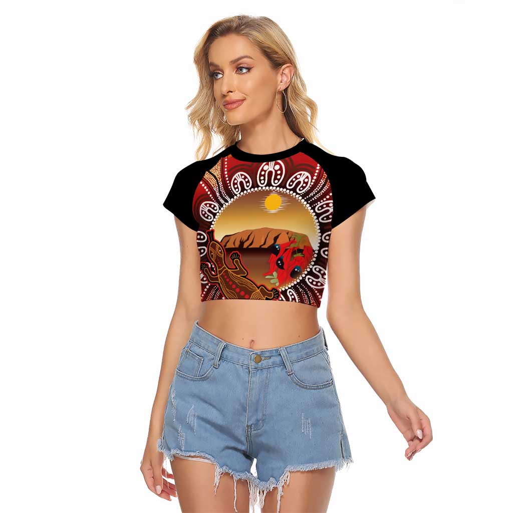 Indigenous Goanna Australia Raglan Cropped T Shirt Aussie Uluru Ayers Rock Sturt's Desert Pea