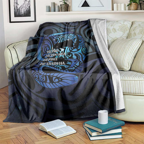 Tuna Eel New Zealand Matariki Blanket He Piko He Taniwha Maori Pattern