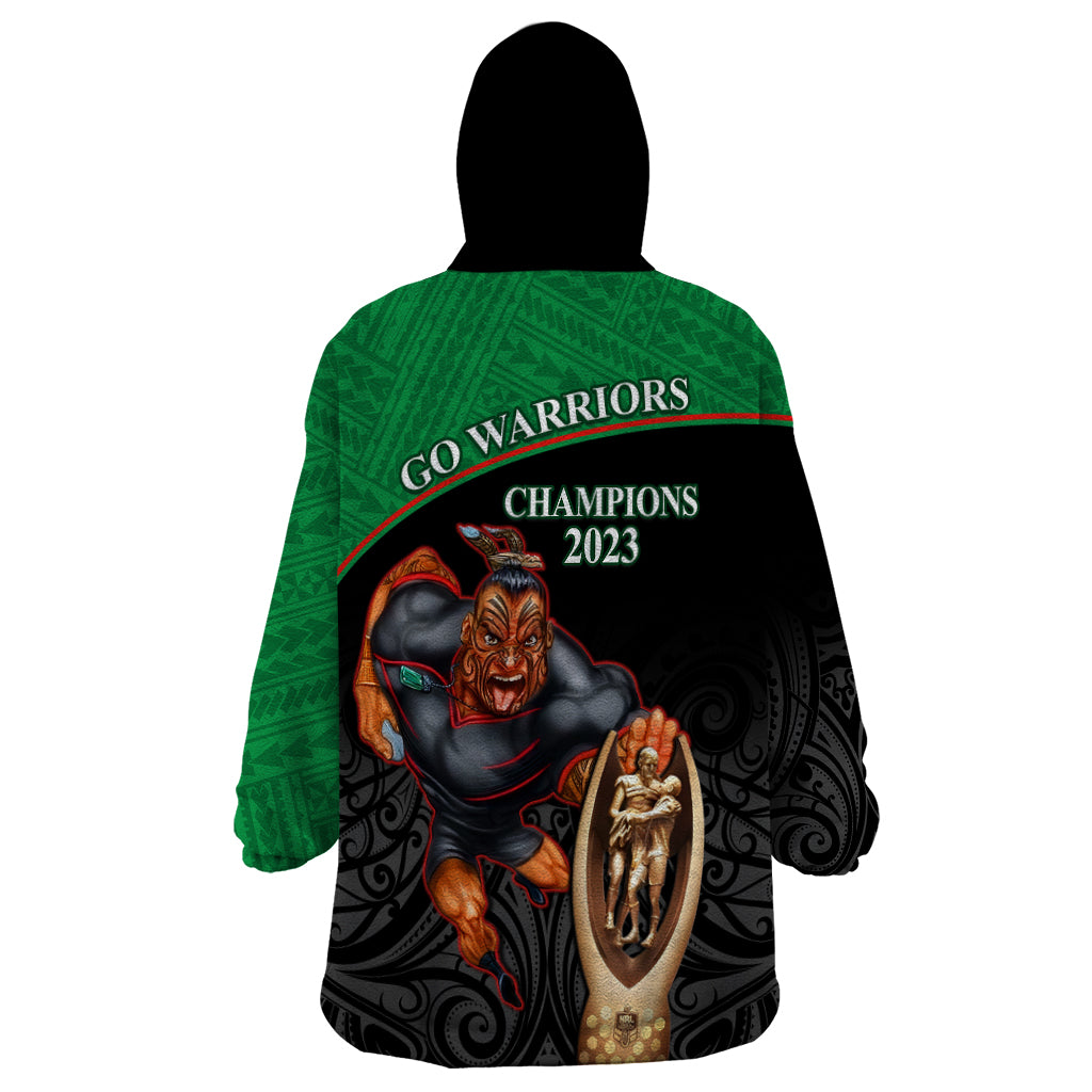 warriors-rugby-wearable-blanket-hoodie-go-champions-aotearoa-mascot-with-polynesian-maori-pattern