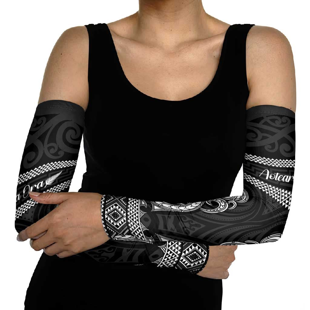 Kia Ora New Zealand Arm Sleeves Maori Language Week Pango Taniko Motif - Aussie Hoodie