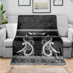 Kia Ora New Zealand Blanket Maori Language Week Pango Taniko Motif - Aussie Hoodie