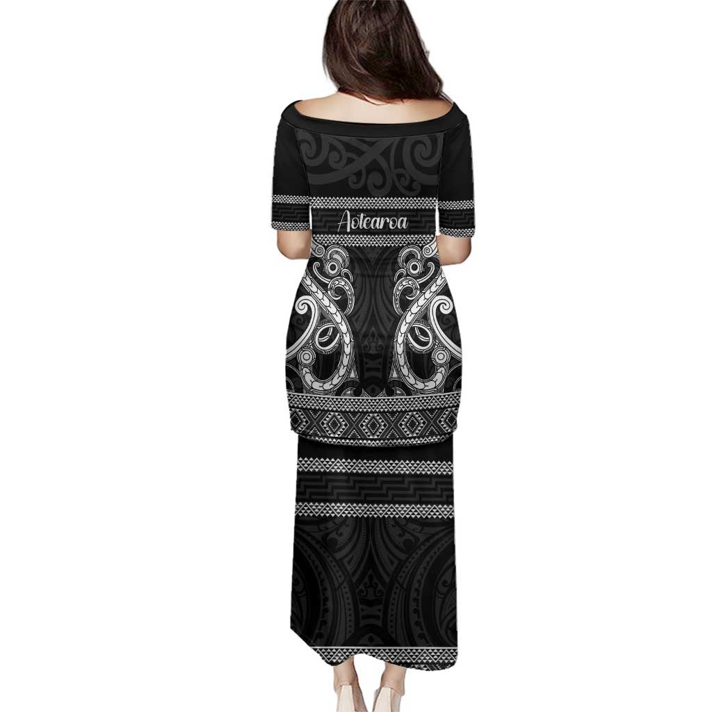 Kia Ora New Zealand Family Matching Puletasi and Hawaiian Shirt Maori Language Week Pango Taniko Motif - Aussie Hoodie