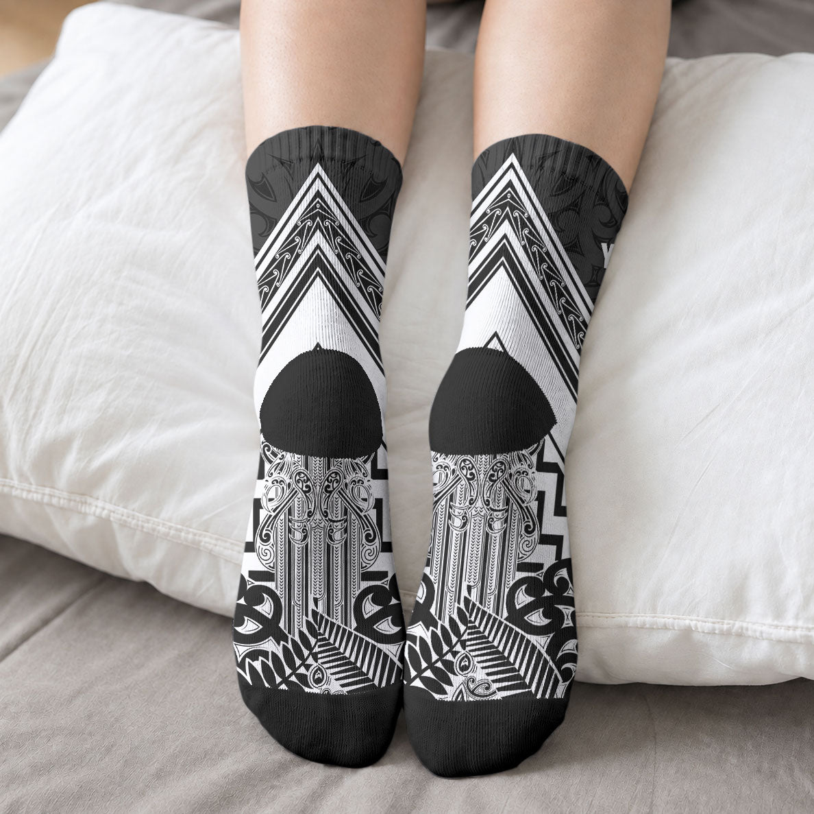 New Zealand Silver Fern Rugby Custom Crew Socks Go Wheel Kiwi Maori Pattern
