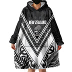 New Zealand Silver Fern Rugby Custom Wearable Blanket Hoodie Go Wheel Kiwi Maori Pattern