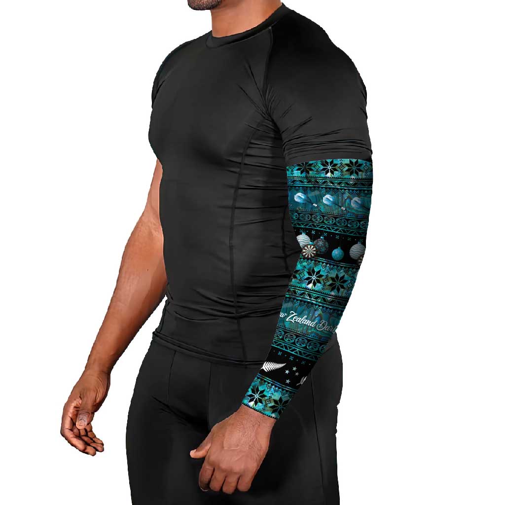 New Zealand Darts Christmas Arm Sleeves Merry Xmas Aotearoa Maori Paua Shell - Aussie Hoodie