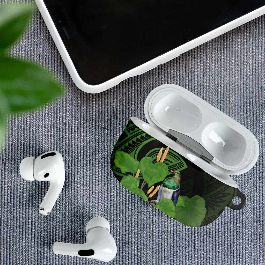 Kawakawa Rongoa Maori Kereru New Zealand AirPods Case