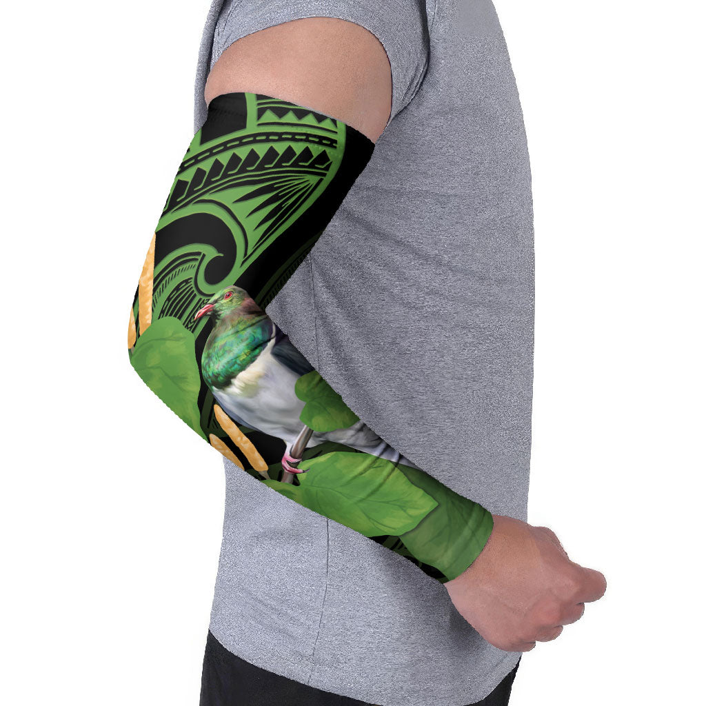 Kawakawa Rongoa Maori Kereru New Zealand Arm Sleeves