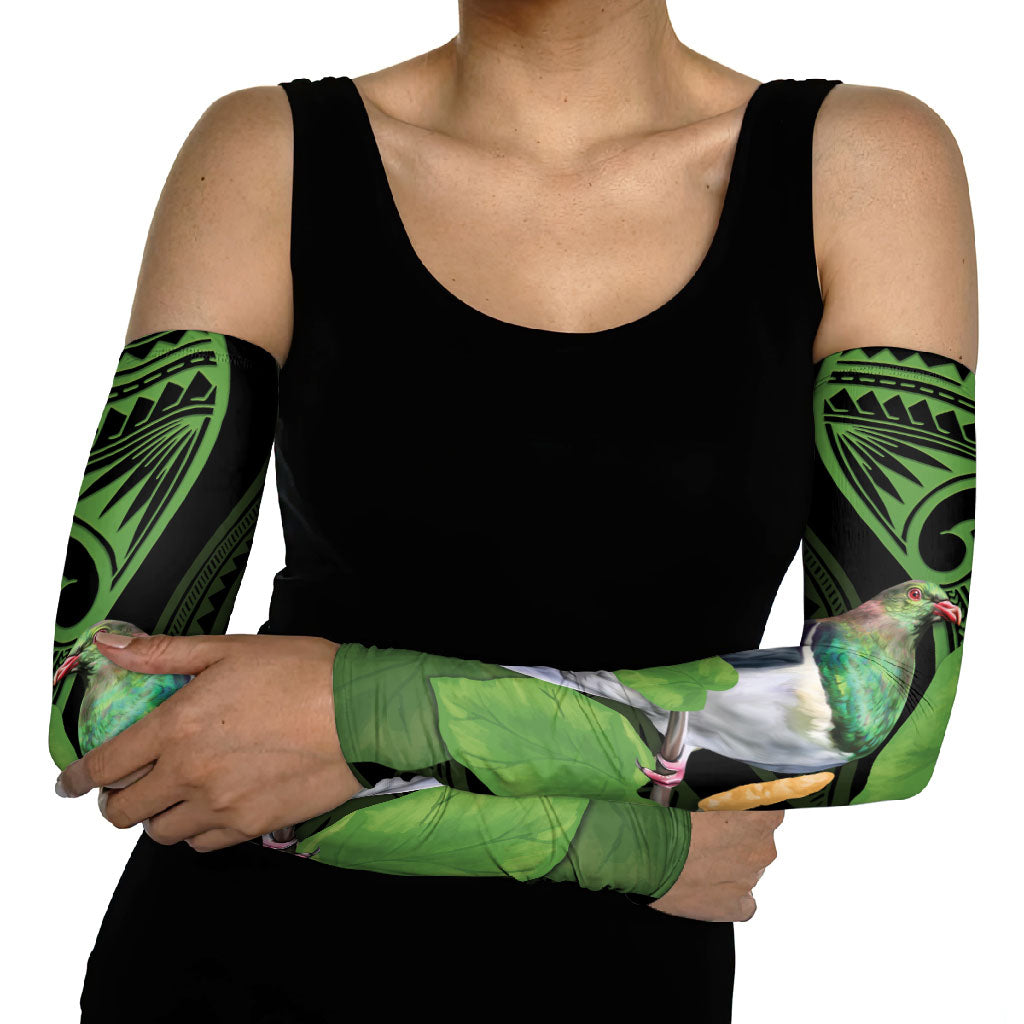 Kawakawa Rongoa Maori Kereru New Zealand Arm Sleeves