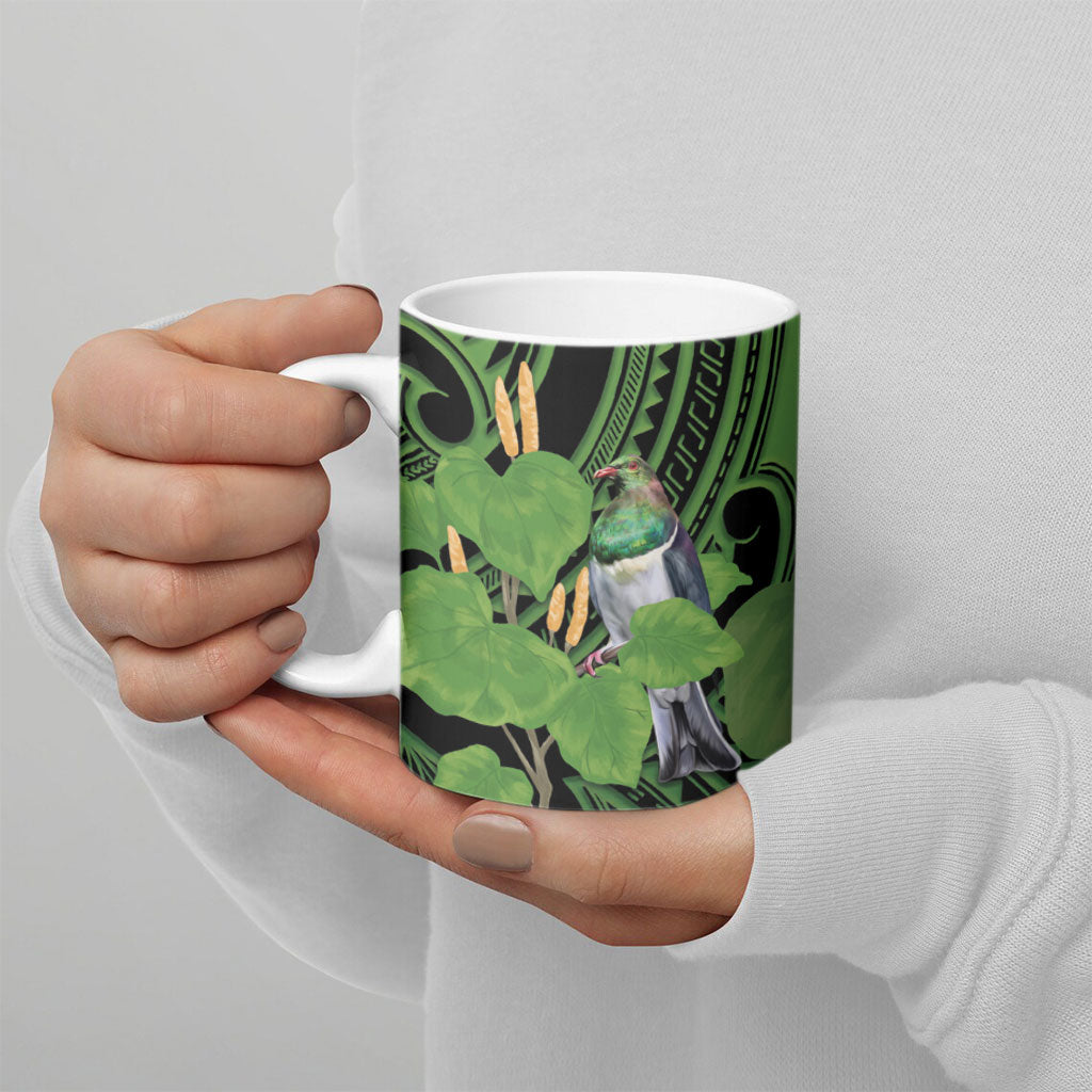 Kawakawa Rongoa Maori Kereru New Zealand Ceramic Mug