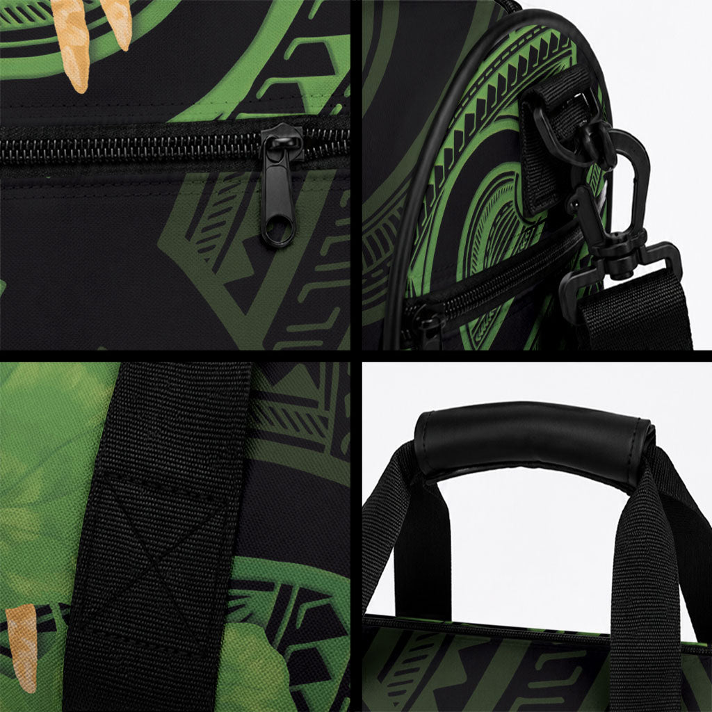 Kawakawa Rongoa Maori Kereru New Zealand Duffle Bag