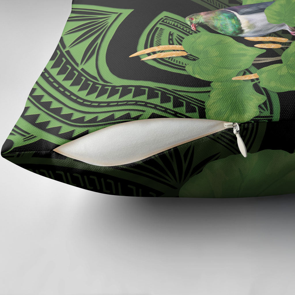 Kawakawa Rongoa Maori Kereru New Zealand Pillow Cover