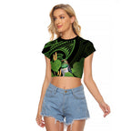 Kawakawa Rongoa Maori Kereru New Zealand Raglan Cropped T Shirt