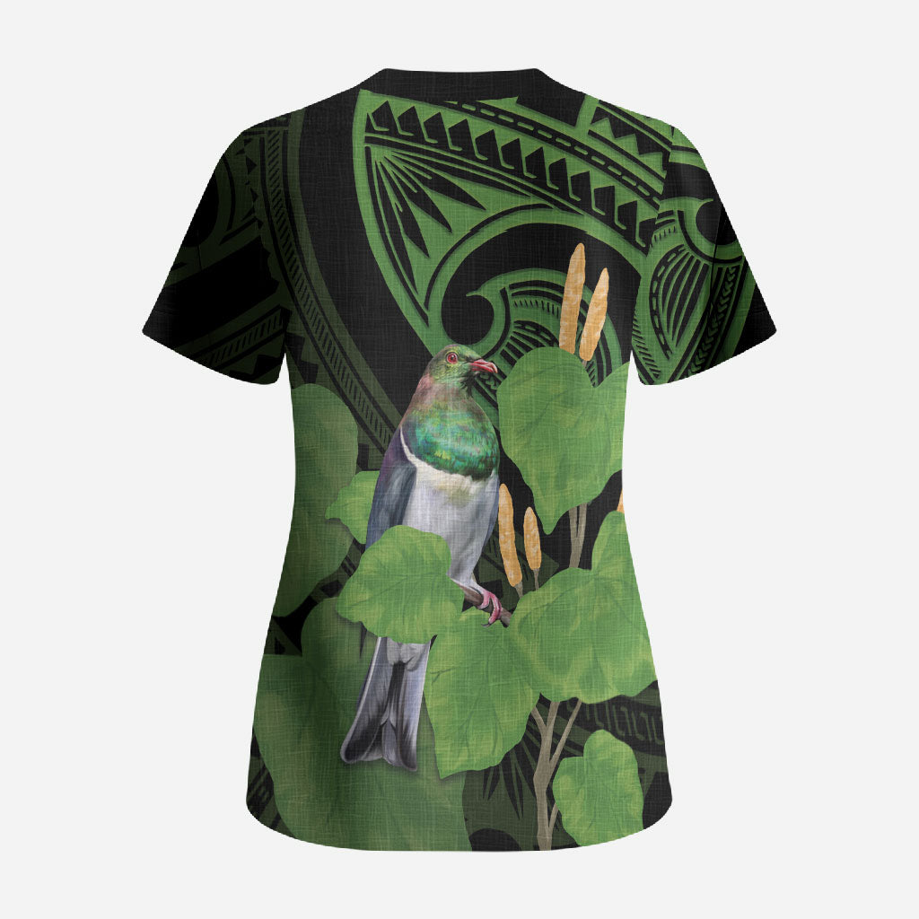 Kawakawa Rongoa Maori Kereru New Zealand Scrub Top