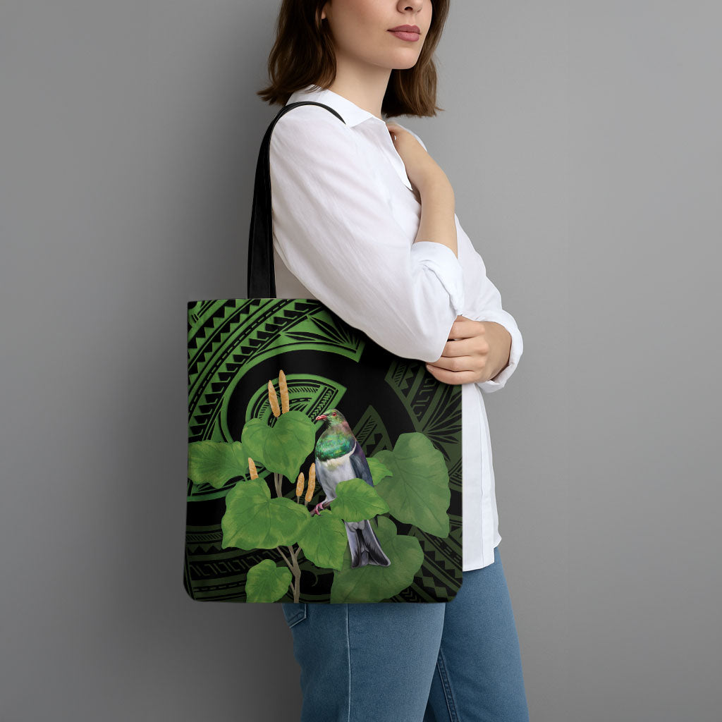 Kawakawa Rongoa Maori Kereru New Zealand Tote Bag