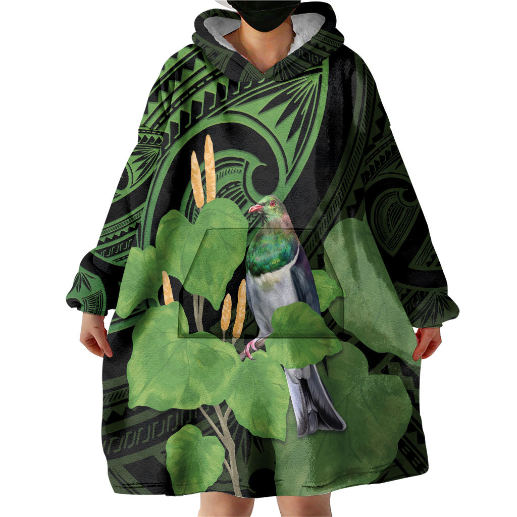 Kawakawa Rongoa Maori Kereru New Zealand Wearable Blanket Hoodie
