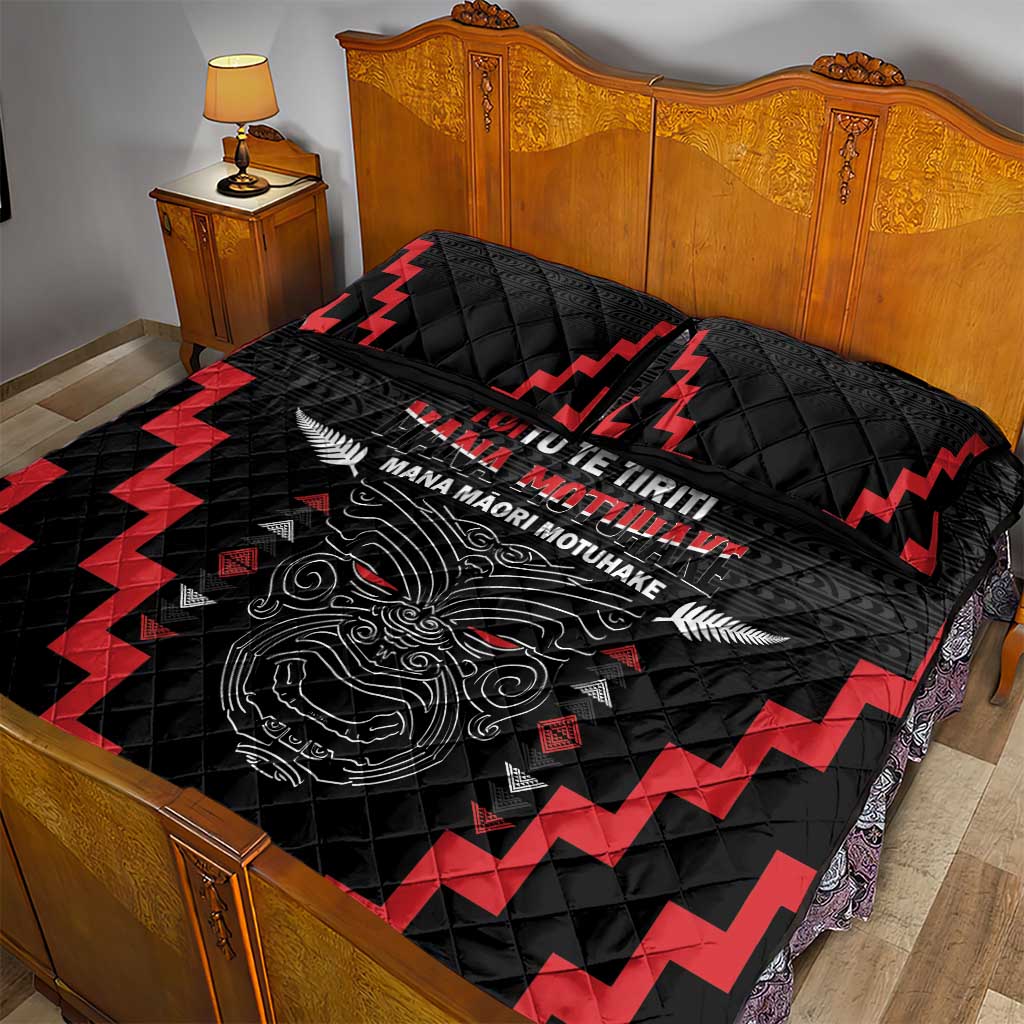 Toitu Te Tiriti Mana Maori Motuhake Quilt Bed Set Aotearoa Haka Face Mix Poutama Art