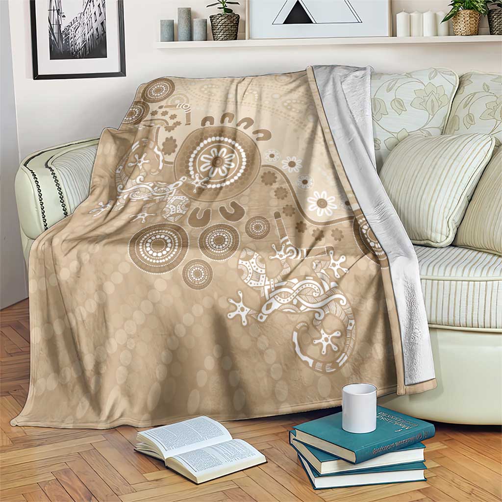 Beige Lizards Australia Blanket Boomerang Indigenous Art - Aussie Hoodie