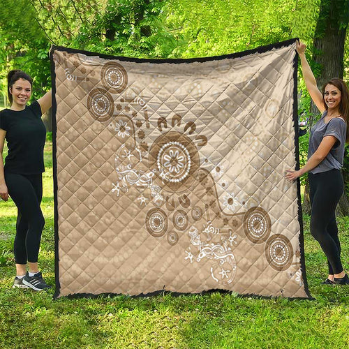 Beige Lizards Australia Quilt Boomerang Indigenous Art - Aussie Hoodie