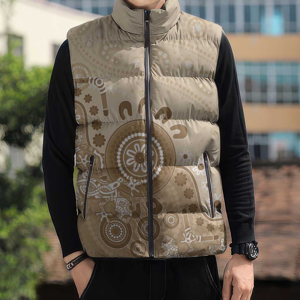 Beige Lizards Australia Sleeveless Puffer Jacket Boomerang Indigenous Art - Aussie Hoodie
